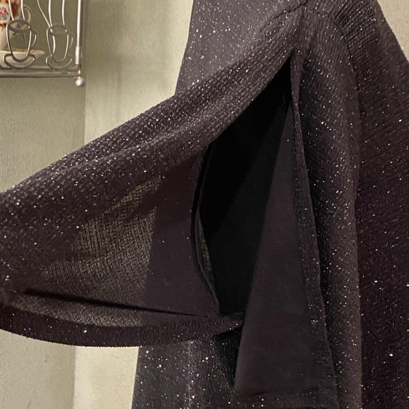 Helen Blake black sparkly cap sleeve Top - Picture 3 of 12